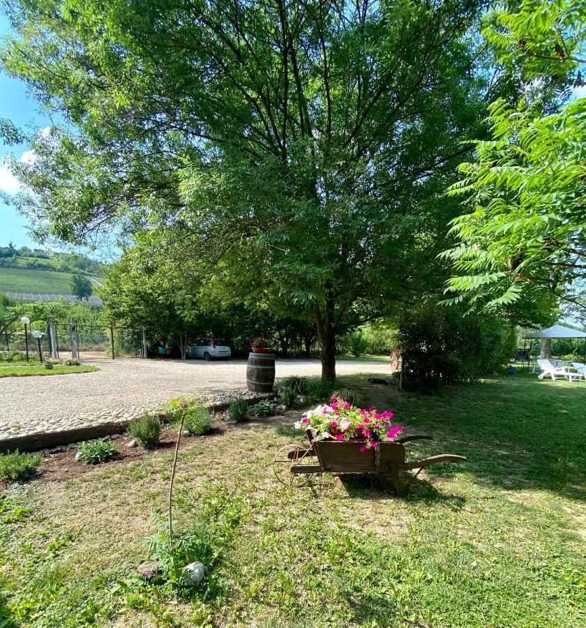 Locanda Del Molino Vecchio Magliano Alfieri ภายนอก รูปภาพ